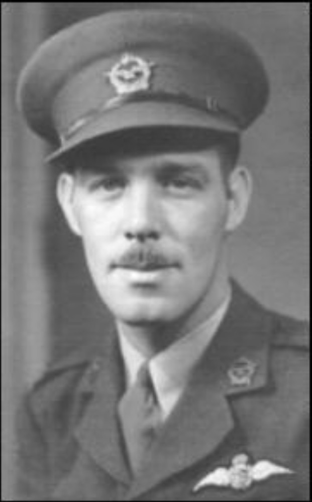 07. Bob Peace in Uniform